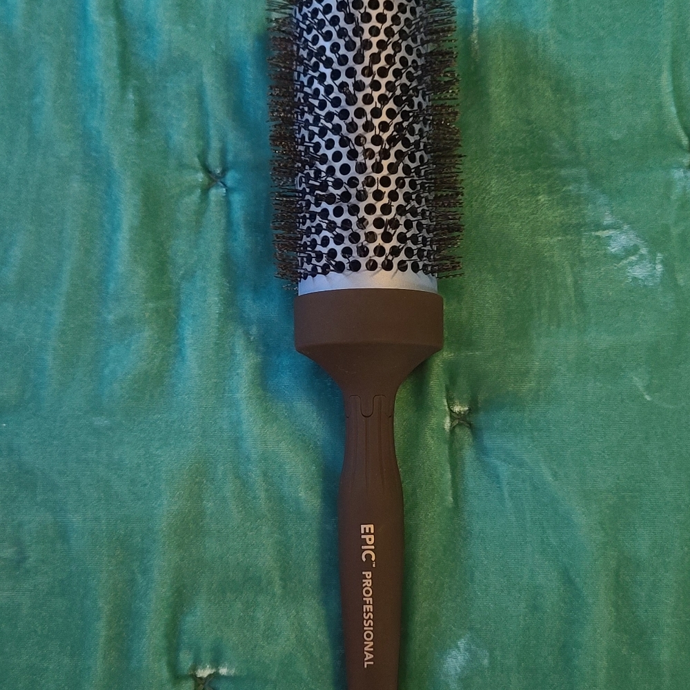 Round brush
